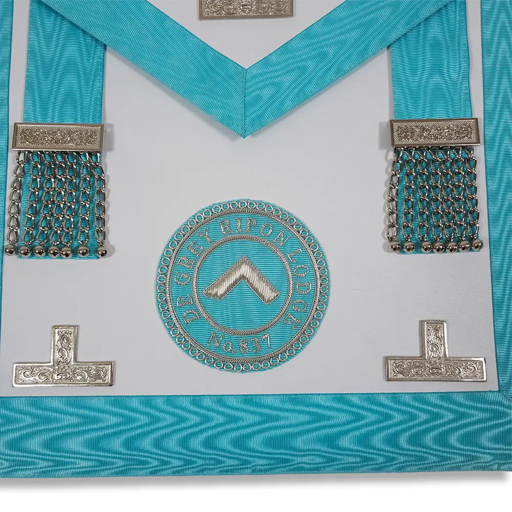 Craft Officers Apron Lambskin - Image 7