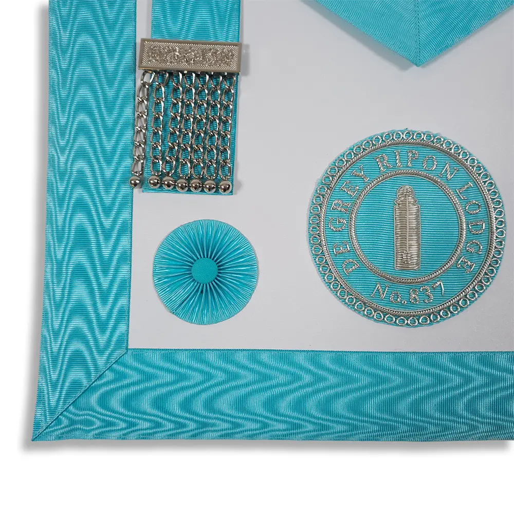 Craft Officers Apron Lambskin - Image 4