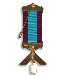 Alternative view of Mark Past Master Breast Jewel Standard Pattern