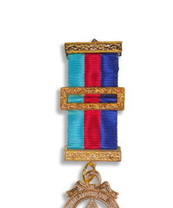 Alternative view of Royal Arch Provincial Breast Jewel Large