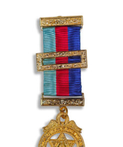 Alternative view of Royal Arch Provincial Breast Jewel Small