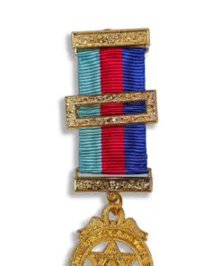 Alternative view of Royal Arch Provincial Breast Jewel Small