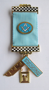 P M Breast Jewel - S&c Ribbon Emblem, Chequer Bars