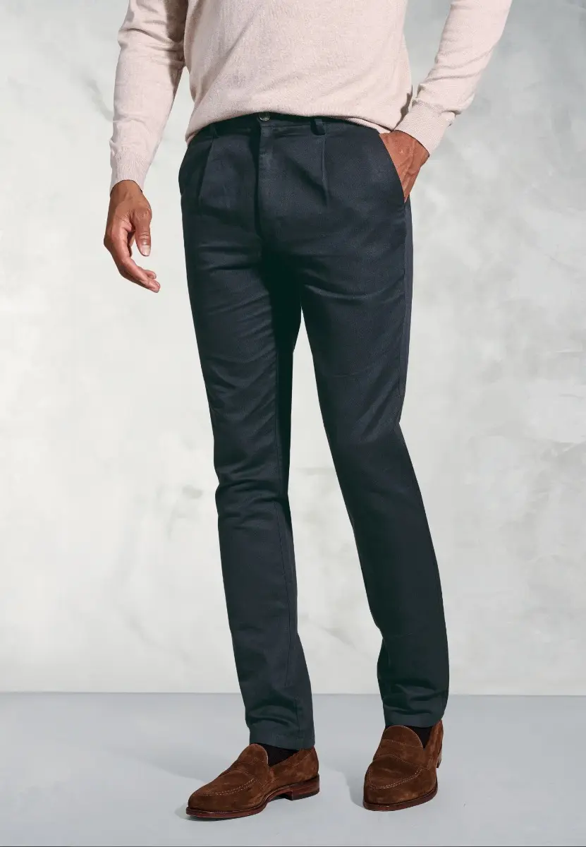 Tailored Fit Penn Navy Single Pleat Tapered-Leg Linen Cotton Trousers